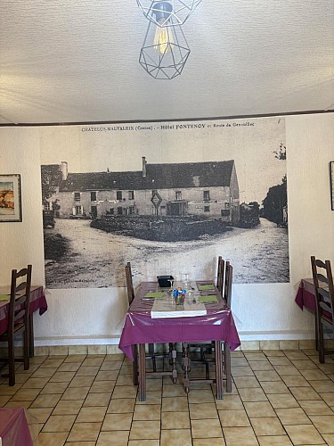 Photo-SalleAuberges des voyageurs