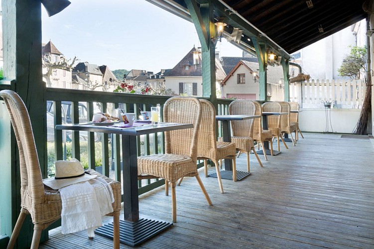 Hotel-Beaulieu-Dordogne-Relais-Vellinus-Terrasse_10
