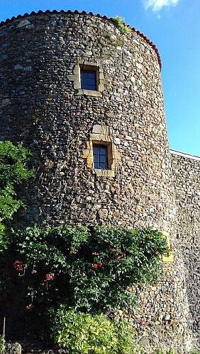 Le Château de Montbloy au temps des moines de l'abbaye de Savigny