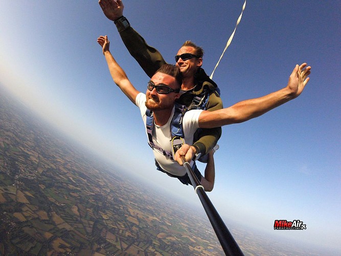 Mike Air Parachutisme