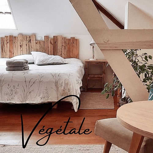 White Minimalist Modern Bedroom Instagram Post - 1