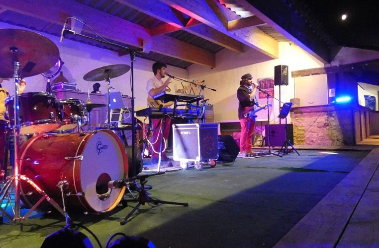 concert Surier camping Dordogne web