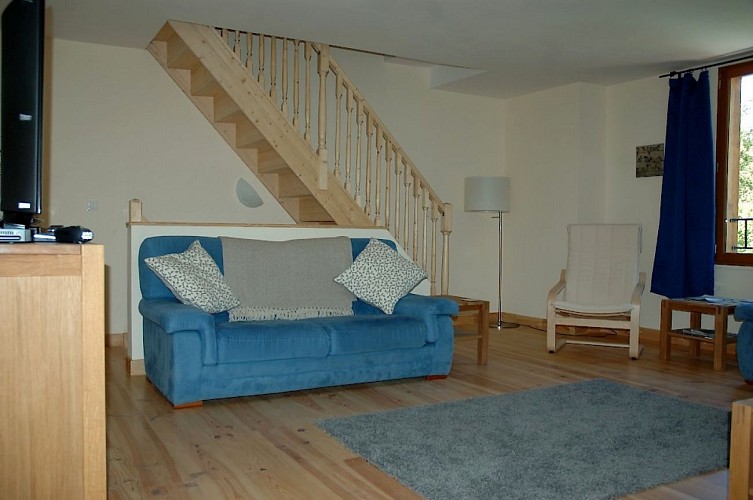 LesHirondelles-LaChabanaise-Beaulieu_vueSalon_6