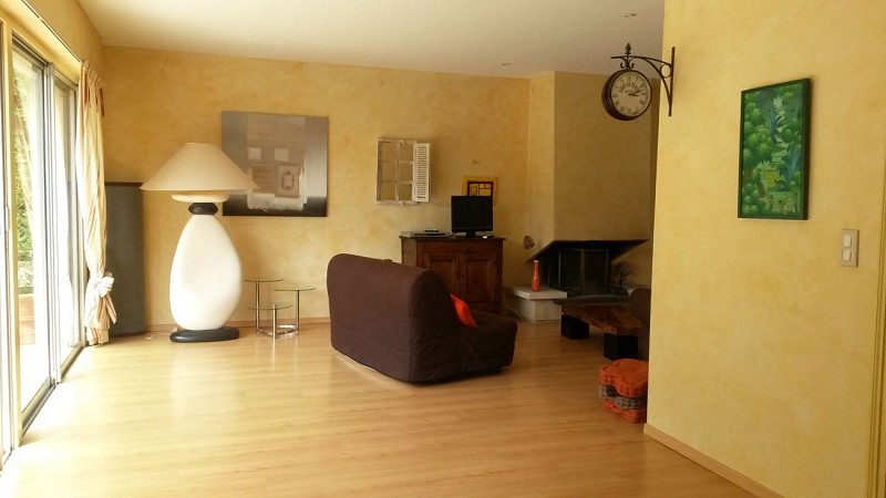 Meuble de tourisme PORTE_3