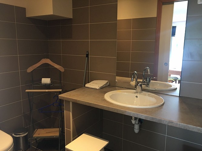 Guilhe - Monceaux- salle de bain_3