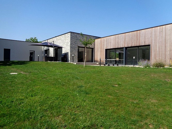 VillaLaBertineHaute-Saillac_exterieur_1