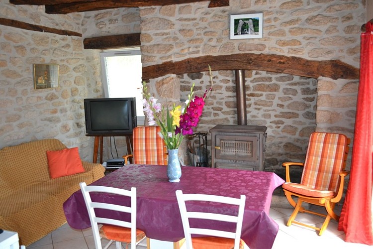 MmePOURTY-Hautefage_pieceAvivre_4