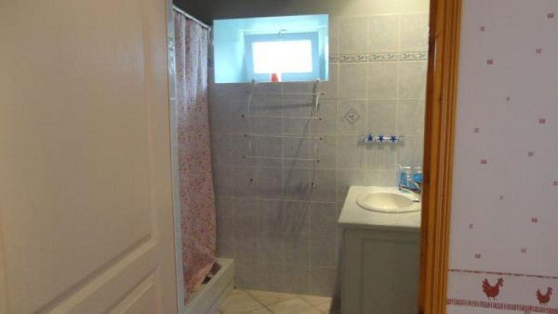 MmePOURT-Hautefage_salle-d'eau_9