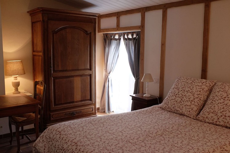 gitedelabrouce_chambre