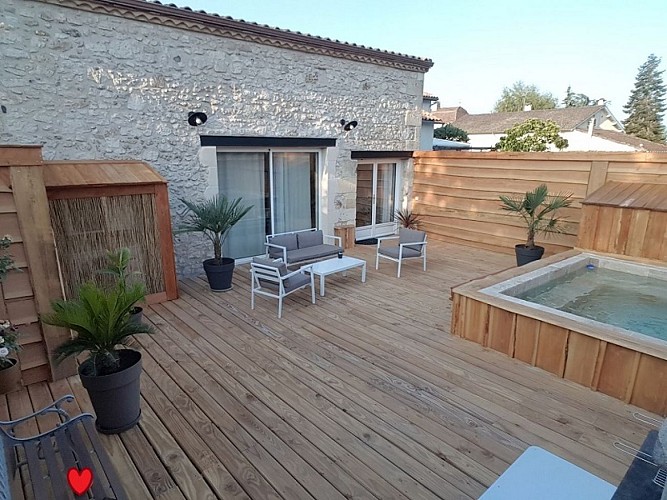 MC-6585897307424712367-2