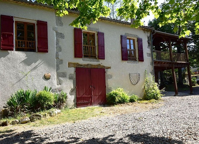 HLOAQU047V50EV5V_LGM566A_PORTSAINTEMARIE_grande03