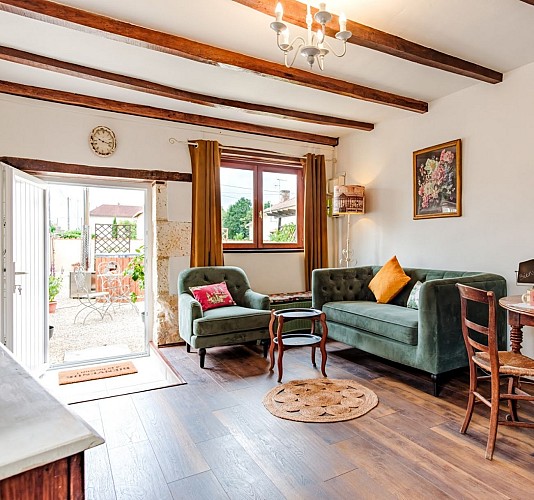 ENGLISH ONLINE WITH TANIA (3000 × 3000 px) (1280 × 1200 px) - 1