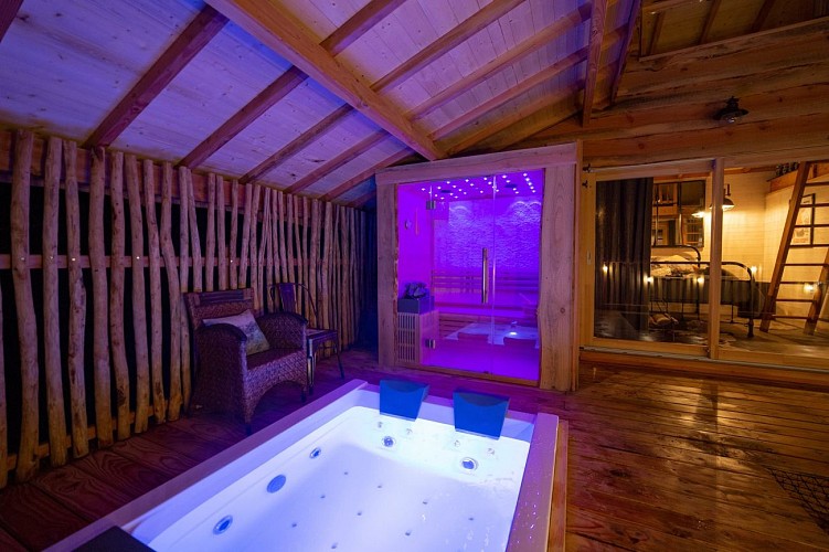 Hébergement insolite "Carrément Perchée"_8