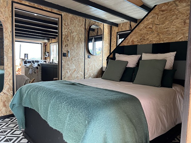 Gite fluvial Toue Père et Fils – EntreNous