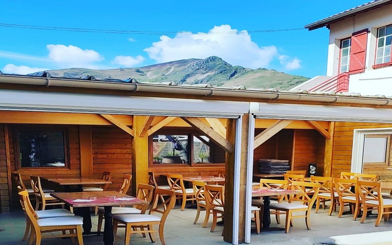 Gite Gaineko Karrikan-terrasse