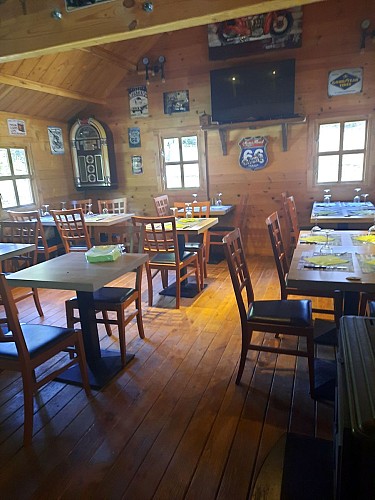 Camping restaurant La Petite Rivière