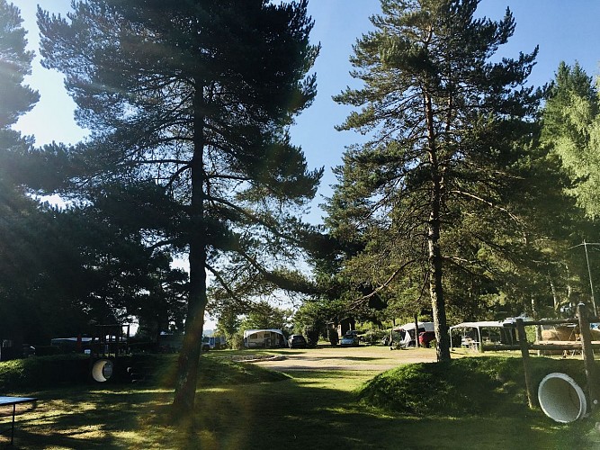 Camping la Roche Canillac_2