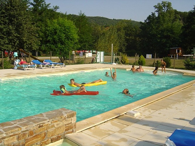 Camping-Europe-piscine_1