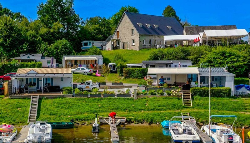 Flower camping le Port de Neuvic