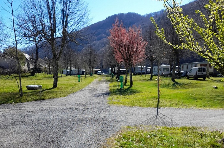 Camping municipal des lacs de Spontour