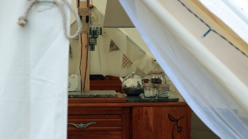 Charron - Glamping - Tente Estelle intérieur_10