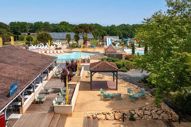 Camping Le Carbonnier à Saint-Martial de Nabirat