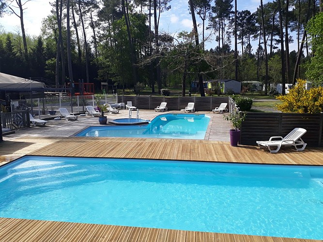 Camping-Vert-Bord-eau---SAINT-SYMPHORIEN--Sud-Gironde