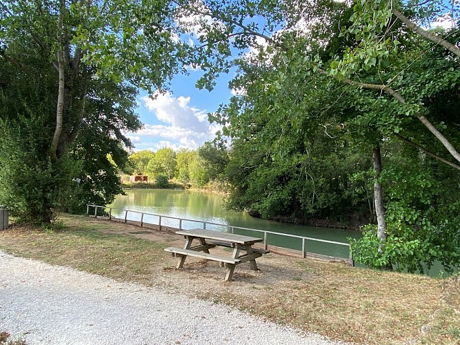 Camping Lac de Ferrié