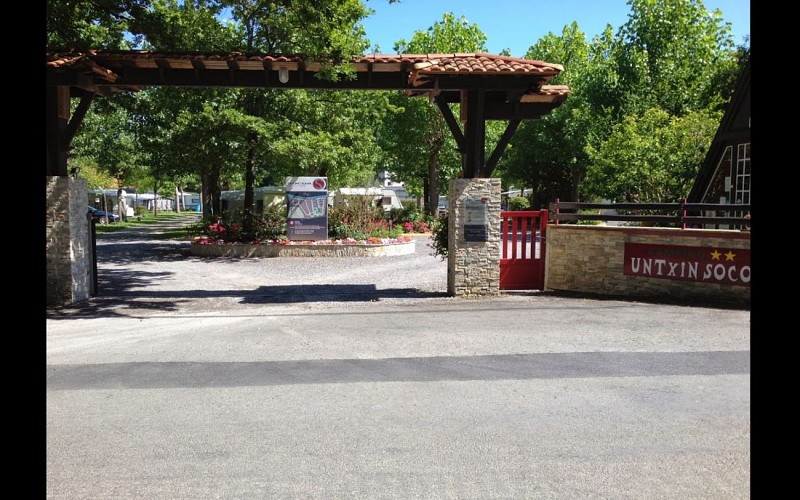 camping-untxin-socoa-entree_cpg_urr