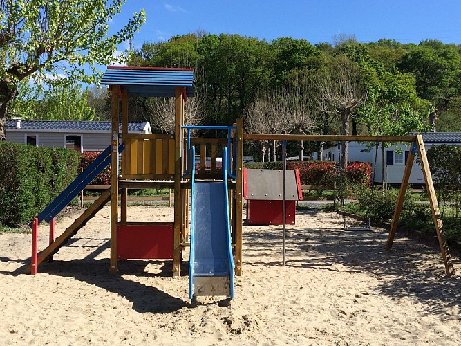 camping-untxin-socoa-jeux