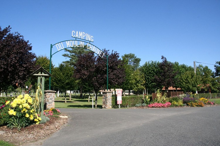 Camping du Moulin Chauvet - Moussac 