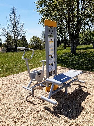 Plan d'eau de baignade de "Montréal" à Saint Germain Les Belles