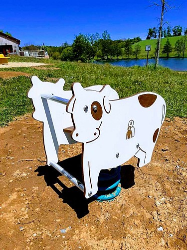 Plan d'eau de baignade de "Montréal" à Saint Germain Les Belles_2