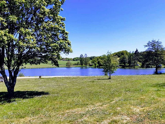 Plan d'eau de baignade de "Montréal" à Saint Germain Les Belles_7