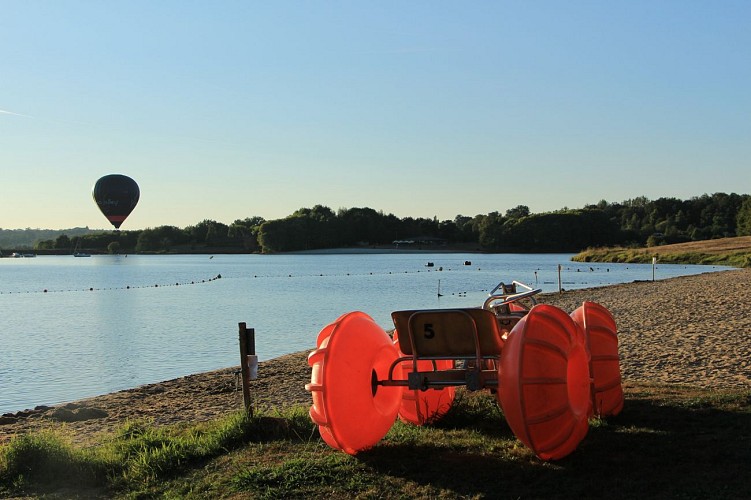 Lacs de Haute-Charente : plage de la Chassagne