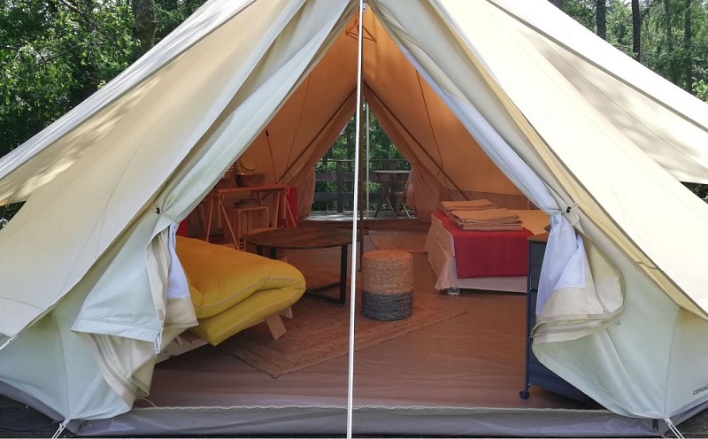 Aire naturelle camping kabaneko près Autoroute limoges