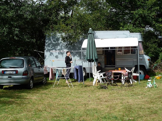 Camping-à-la-ferme-La-Noyeraie