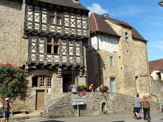 Ségur le Château - Un des Plus Beaux Villages de France