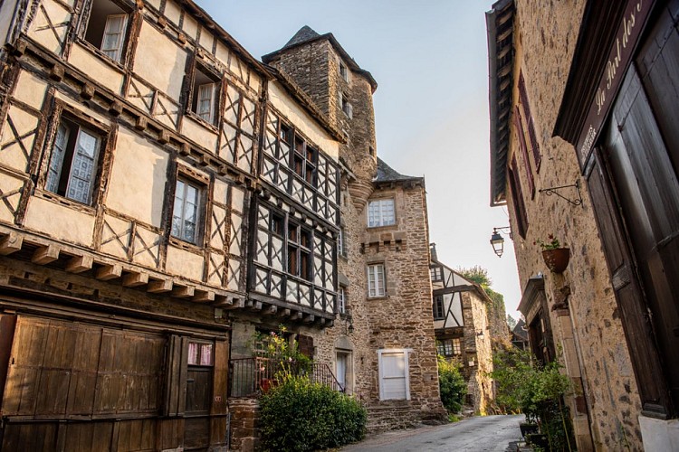 Ségur le Château - Un des Plus Beaux Villages de France