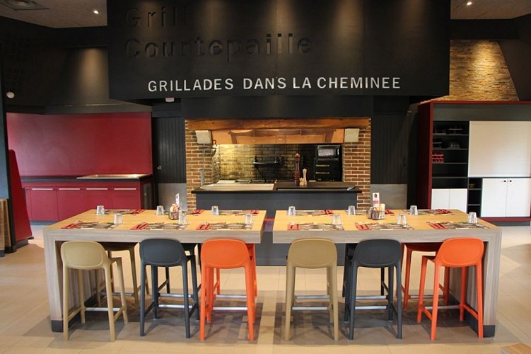 Hôtel Ibis (cheminée)