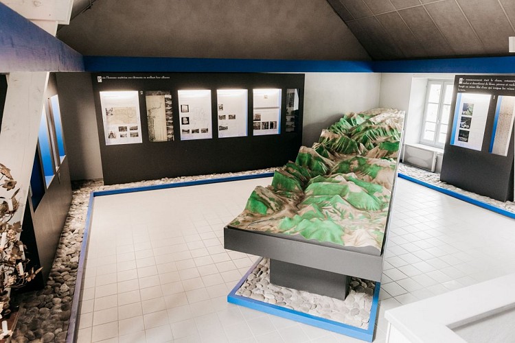 salle-de-la-maquette-2
