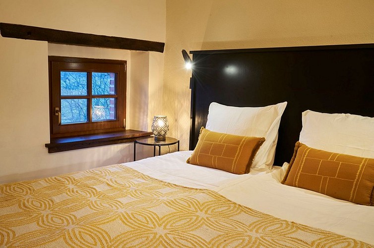 Château du Tirondet : Chambre d'hôte l'appartement de Paulette