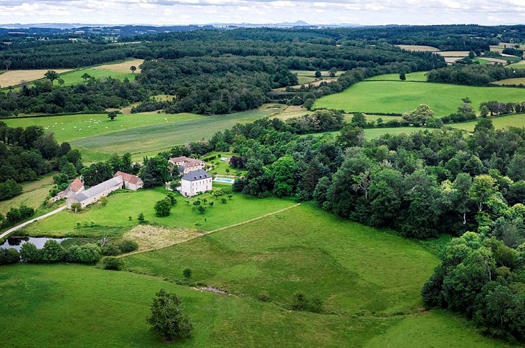 Château du Tirondet : Chambre d'hôte l'appartement de Paulette