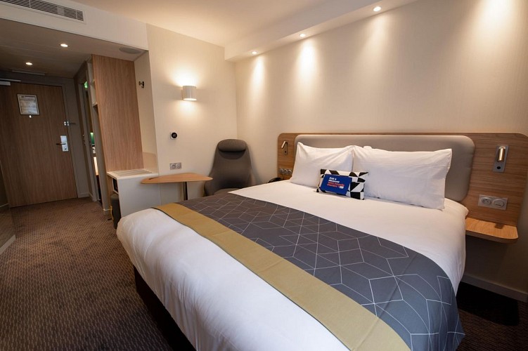 Hôtel Holiday inn 2