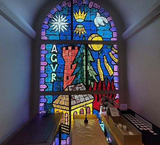 Eglise St Jean Baptiste vitrail- Hasparren