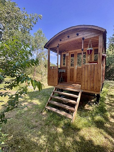 363809429_1455066958574743_1675138290756443110_n (1)