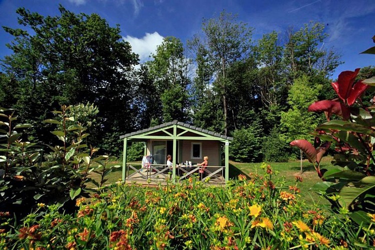 COTTAGES_DU_LAC_DE_MIEL_BEYNAT_CHALET_2