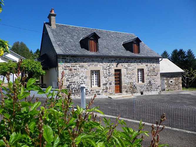 La Maison du Pépé - Meublé de Tourisme CHASSAGNE