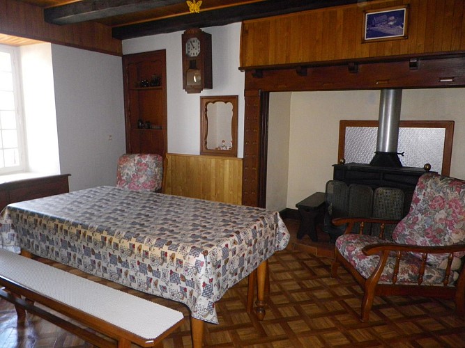 La Maison du Pépé - Meublé de Tourisme CHASSAGNE