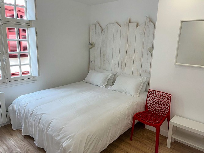 Chambre 3-city-break-miradour-bayonne (003)